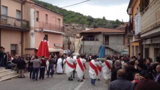 Shock nel Vibonese, la statua della Madonna va in frantumi durante l'Affruntata