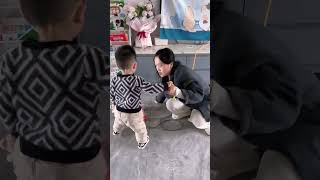 孩子的用电安全教育不能忽视，一定要教他正确的用电方式！#安全教育#萌娃#cute