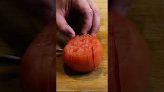 Gordon Ramsay Taught Me How To Cut Tomatoes🍅