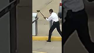 United Airlines pilot suspended after wielding axe at parking lot gate