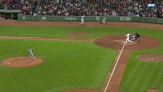 TOR@BOS: Victorino lifts a solo home run to left