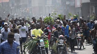 People in Kinshasa protest against Rwanda and the crisis in the eastern DRC