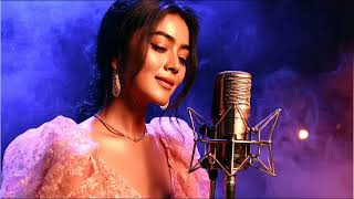 French Chansons d'Amour – Exquisite Love Music from the Heart of Paris