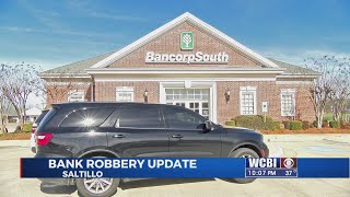 W SALTILLO BANK FOLO VO- FBI and local authorities searching for Saltillo bank robbery suspect