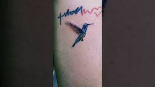 Tatuaje de mini colibri #tattoo #tatuajemexicano #tatuaje #art #wow #colibrí #colibri #ink #tattoos