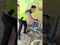 Ketika Bagas Ketemu Pa Polisi Baik Waktu Pulang Dari Danau Toba. Dedek Lagi Sakit Om 👮❤