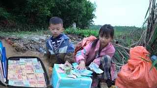 Two orphaned sisters went to collect scrap at the dump and found a large sum of money.