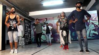 Move Your Lakk Video Song | Noor | Sonakshi Sinha & Diljit Dosanjh, Badshah | MSDS