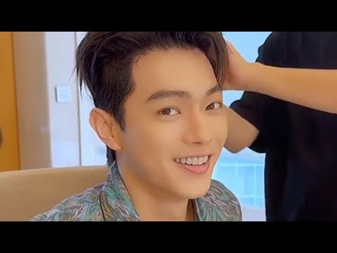 Eng Sub Xukai Jakarta Vlog 2023 12 1 When Xukai Can Draw Eyebrow