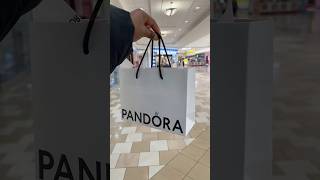 MY FIRST PANDORA BRACELET! #trendingshorts#pandora#shoppingvlogs#shopwithme#shopaholic#shoppinghaul