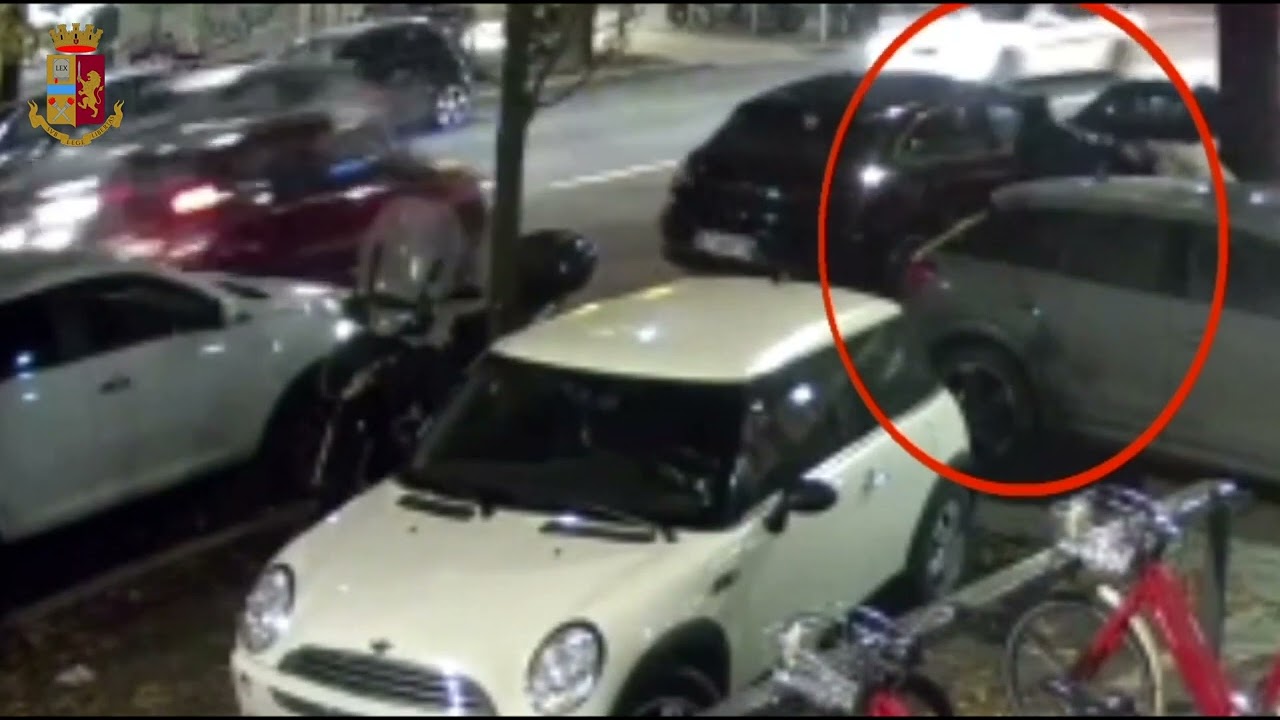 Furti E Rapine, Cinque Arresti A Milano - YouTube