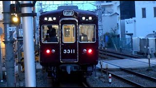 2019.03.16 阪急 3300系3311F 普通高槻市行き 9300系9305F 特急梅田行き通過 富田駅 阪急電車 阪急電鉄