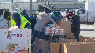 Auraria Campus provides food to students, families
