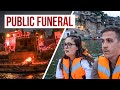 Foreigners Experience India's Public Funerals (Burning Ghats Varanasi)