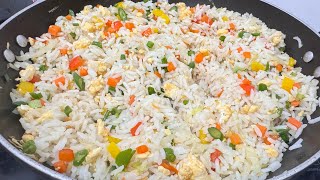 റസ്റ്ററന്റ് സ്റ്റൈൽ ഫ്രൈഡ് റൈസ് / Restaurant Style Egg Fried Rice Malayalam / Easy Lunch Recipe