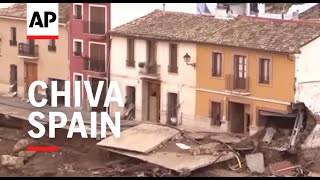 Man who lost his house in Valencia floods returns to scene of devastation