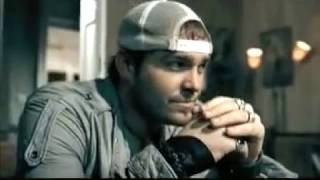 Lee Brice - She Ain't Right (Official Video)