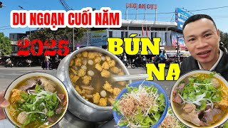 Cuối năm đi ăn bún bò nổi tiếng phía Bắc Kinh Thành và lang thang các chợ Huế trong nắng ấm hy vọng