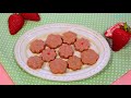 【スイーツレシピ】 お花の苺クッキー strawberry cookie shaped like a flower