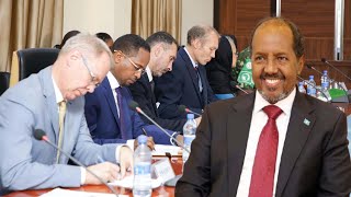 Dalalkii Reer Yurub Oo Somalia U Soo Qoor Dhiibtay | Barnaamijka Wara-wareyn