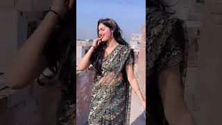 Dhak Dhak Karne Laga || saree girl hot dance short video