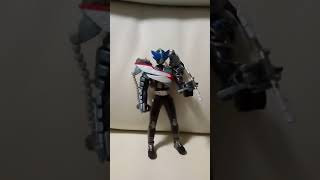 装着変身　仮面ライダードレイク　キャストオフ