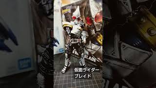 仮面ライダーブレイドのプラモをエアブラシで全塗装した逸品！