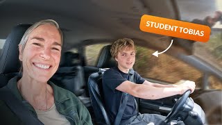 The Right Way to Change Lanes (Tips for New Drivers)