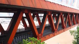 Chongqing metro Line 3 crossing Dongshuimen bridge