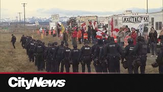 Alberta carbon tax protest enters day two
