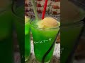 深夜のクリームソーダ🥤たまらん〜　 クリームソーダ メロンソーダ 居酒屋 アイス fyp