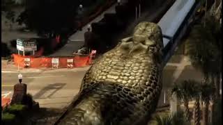 Mega Python VS Gatoroid (2011) Train Attack Scene