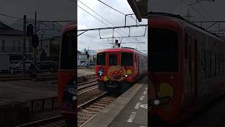 2700系赤いアンパンマン列車 多度津駅