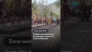 Tumulto entre torcedores de Flamengo e Peñarol em praia do RJ; veja vídeo