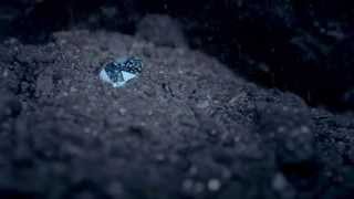 First Look: Sotheby’s to Offer “The Blue Moon” — A Sensational Blue Diamond