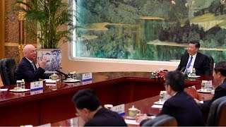President Xi meets with WEF executive chairman