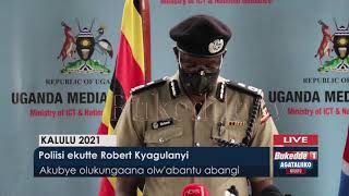 Agataliikonfuufu: Poliisi ekutte Robert Kyagulanyi. Akubye olukungaana olw'abantu abangi.