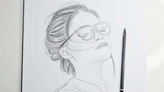 Learning how to draw face with black pen technique