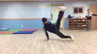 [bboying / 파워무브 / 토마스 + 윈드밀 + 헤일로 + 윈드밀 +토마스 + 프리즈]