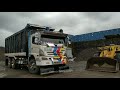 ngedump sampai standing proses bongkar muatan sirtu dump tronton fuso u0026 hino kapal darat