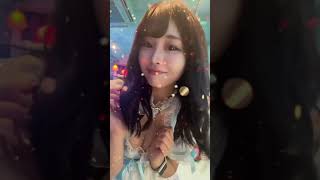 【TikTok】谷間の主役の出番💙　#shorts #tiktok #巨乳　#美少女