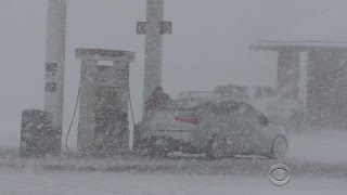 Huge storm brings tornadoes and snow to Midwest