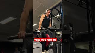 95kg weighted dip