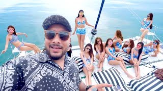 PRIVATE LUXURY BOAT PARTY IN PHUKET | How To Rent Boat | NIGHTLIFE OF PHUKET THAILAND