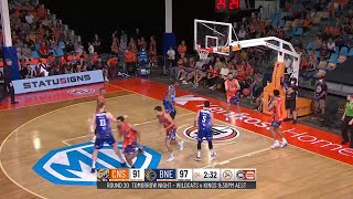 Harry Froling with 20 Points vs. Cairns Taipans
