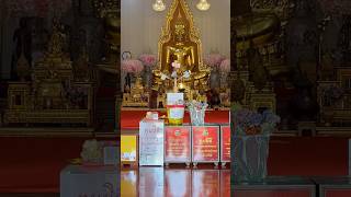 #prayer in #wat #寺庙 #泰国 #temple #thailand #buddha #佛教 #buddhism #bangkok #曼谷 #佛 #wish #庙