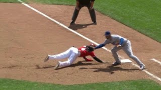 LAD@CIN: Phillips remains safe at first after pickoff