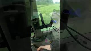 Mowing in the rain  #farming #farmingsimulator #boeren #silage #rain