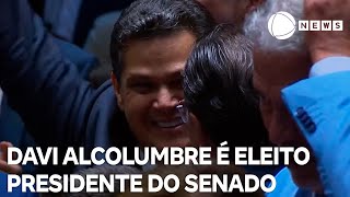 Davi Alcolumbre vence eleição e volta a ser presidente do Senado