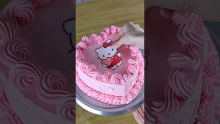 Making a Hello Kitty Heart Cake 🩷 #cakdecorating